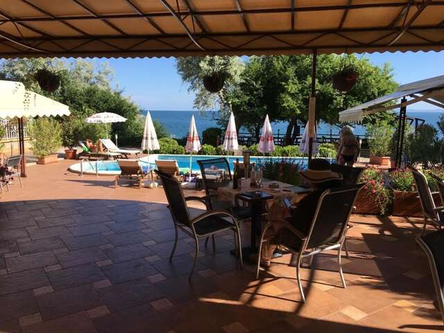 Отель Hotel Capri Несебр-18
